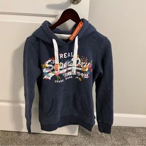 Brand new with tags women’s xsm/4 superdry hoodie